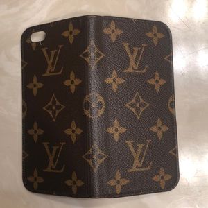 Authentic Louis Vuitton iPhone 6/7 Case Folio